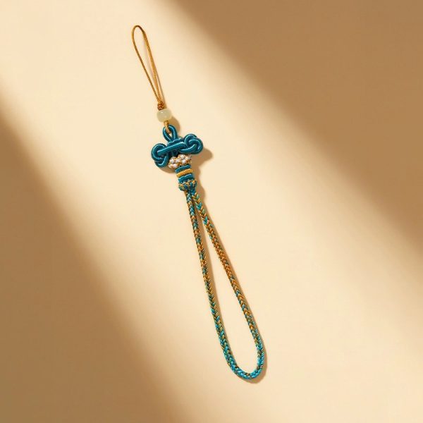 主图_06 Hand-woven Chinese knot keychain, mobile phone chain, couple token, bag pendant cw2000